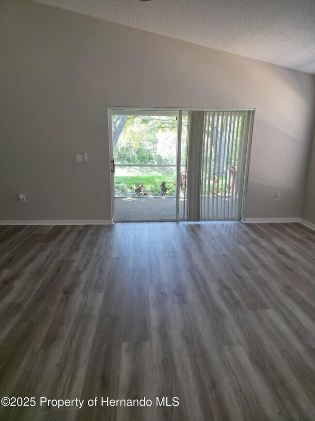 Building Photo - 11118 Heathrow Ave