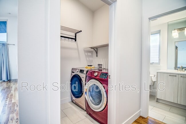 Building Photo - 3628 Red Feather Trl