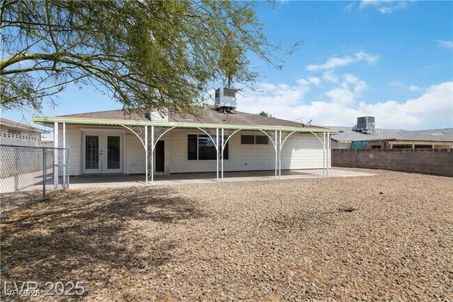 Building Photo - 7213 Lakeland Ct