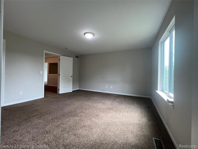 Building Photo - 3493 Silver Stone Dr