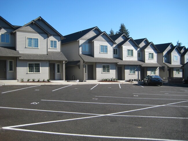 Building Photo - 3230 NW 9th St