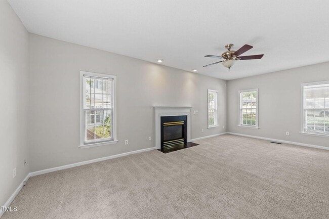 Building Photo - 108 Tarlow Ct