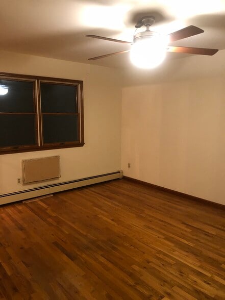 Building Photo - 114 Lawton St