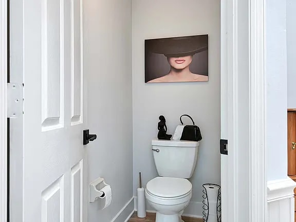 Building Photo - POLG