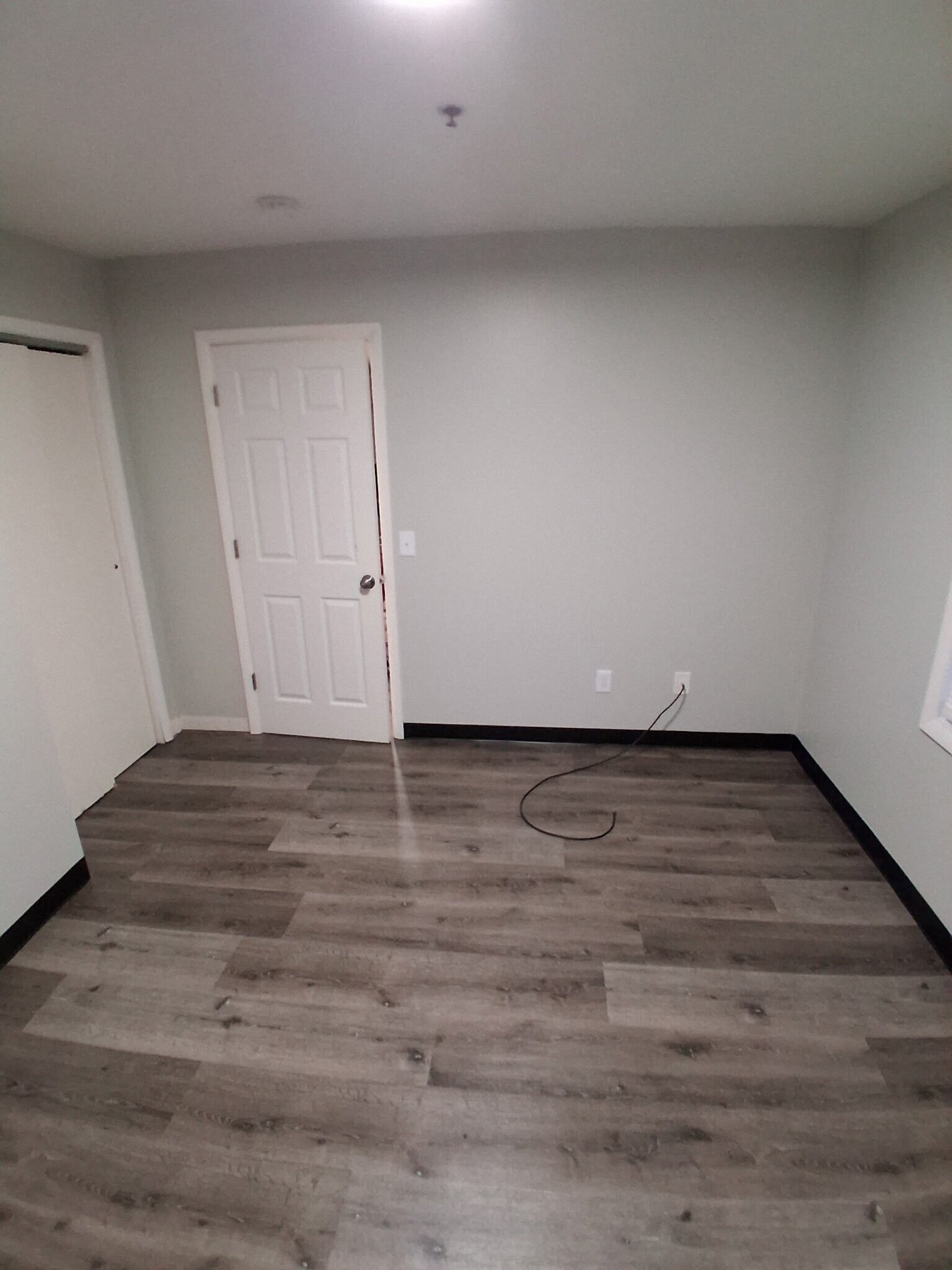 Building Photo - 204 Grand Ave