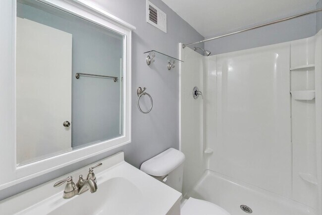 Building Photo - 5769 Yellowrose Ct