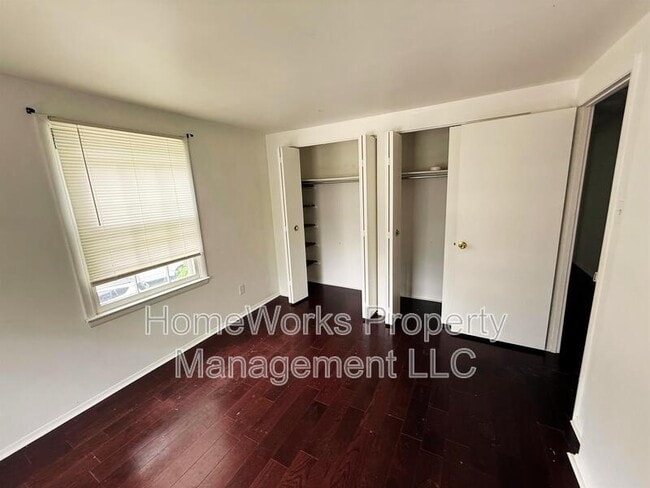 Building Photo - 3422 Moultree Pl