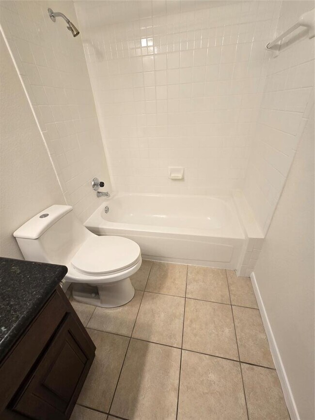 Building Photo - 6000-5 Shepherd Mountain Cove