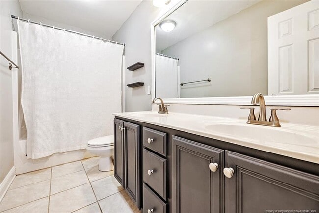 Building Photo - 5806 Rainsford Dr