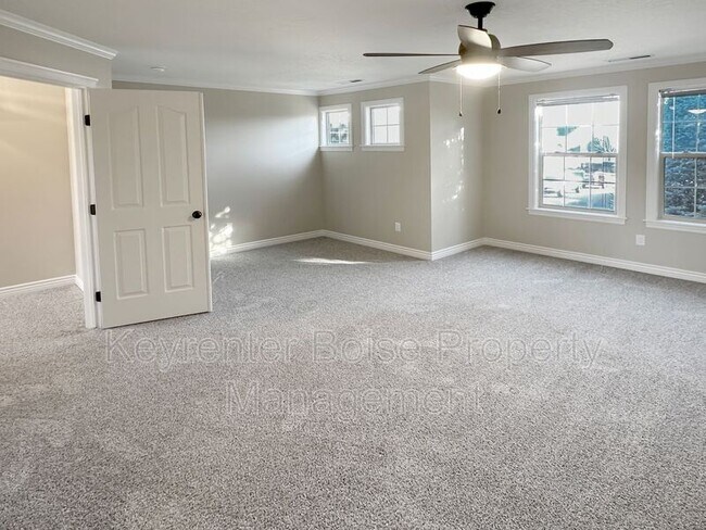 Building Photo - 538 E Halpin Dr
