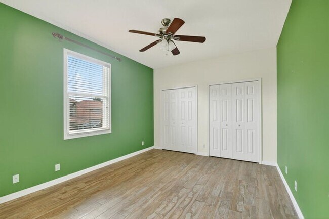 Building Photo - 3769 Victoria Rd