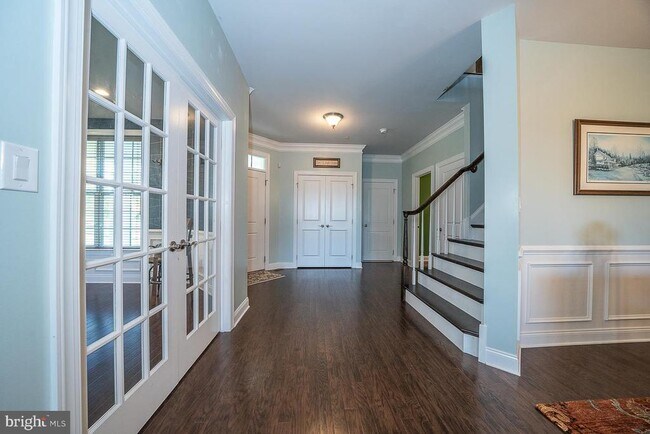 Building Photo - 3701 Parris Blvd