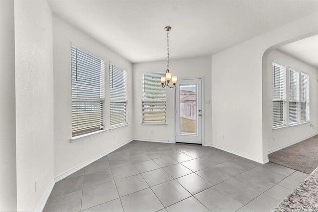 Building Photo - 412 Deer Crest Dr