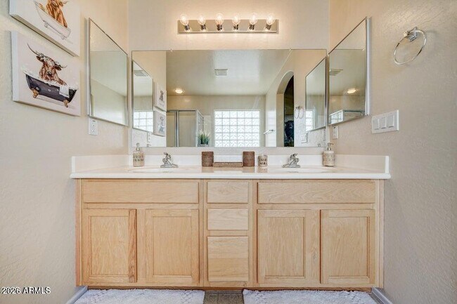Building Photo - 29293 N Yellow Bee Dr