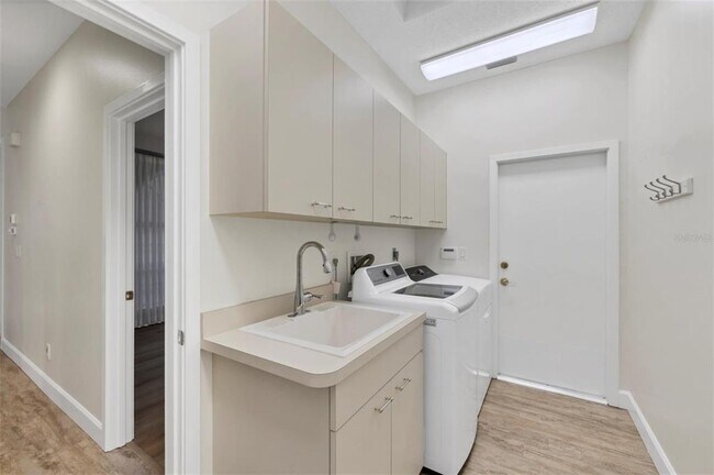 Building Photo - 7331 Villa D Este Dr