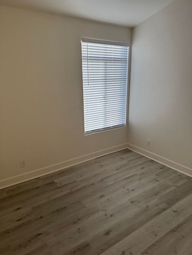 Building Photo - Beautiful Lomos Del Oro 2 Bedroom 2 Bath C...