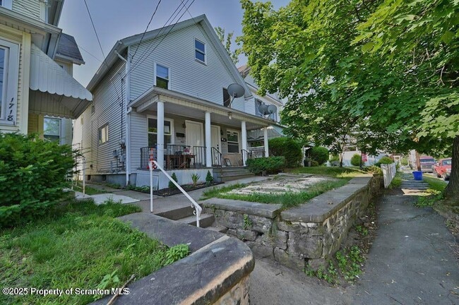 Building Photo - 1716 Wayne Ave