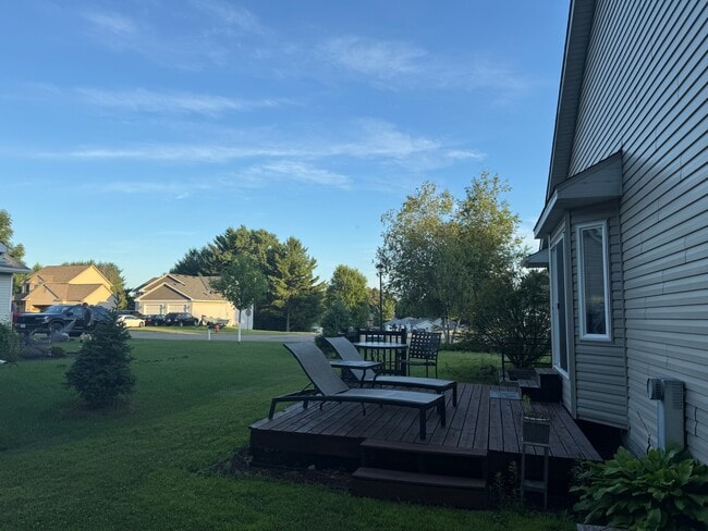 Building Photo - 345 Blue Spruce Ln