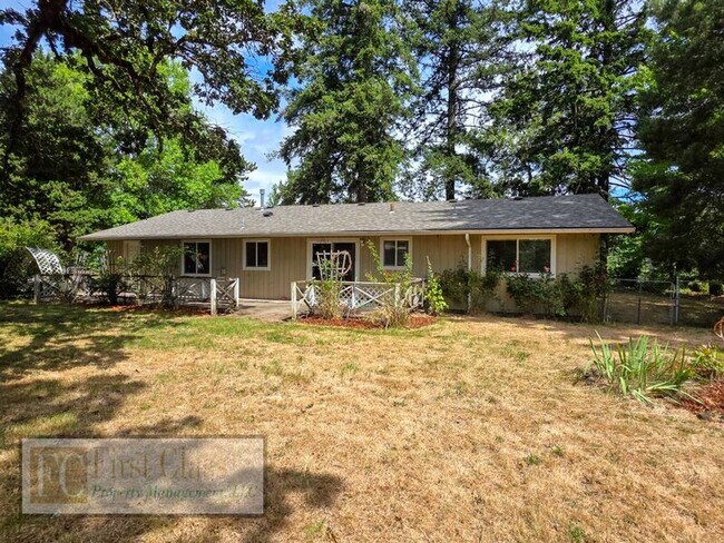 Building Photo - 17640 SW Shaw St