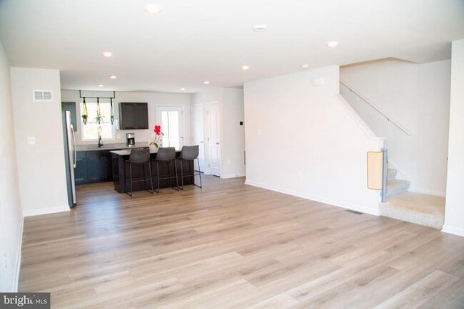 Building Photo - 540 Old Potomac Church Rd