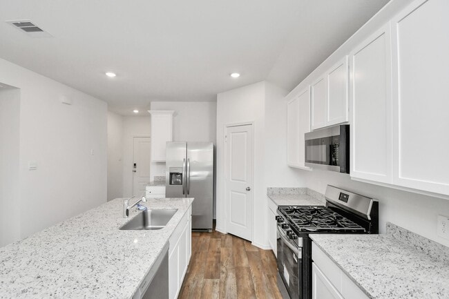 Building Photo - 3822 Zoeys Wy