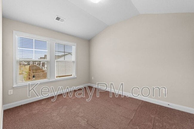 Building Photo - 557 Yuma Ln