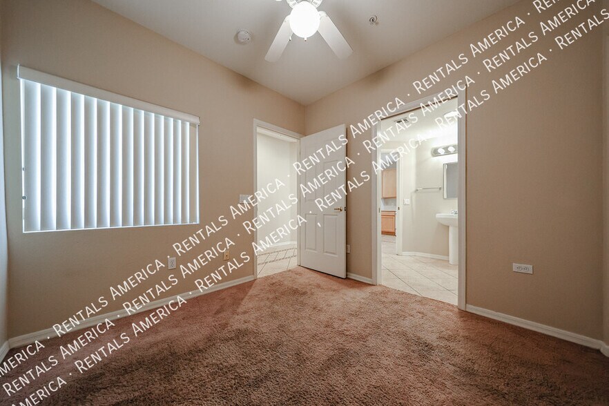 Building Photo - 6535 E Superstition Springs Blvd