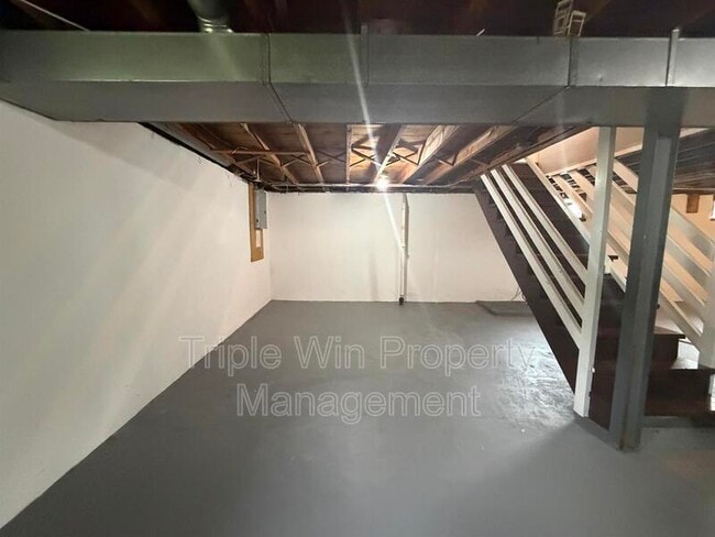 Building Photo - 3349 Marmary Ln