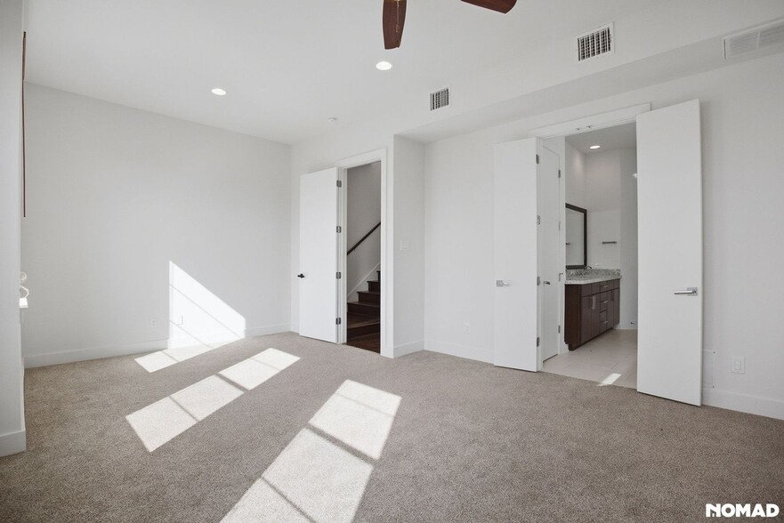 Building Photo - 1706 Alamo St