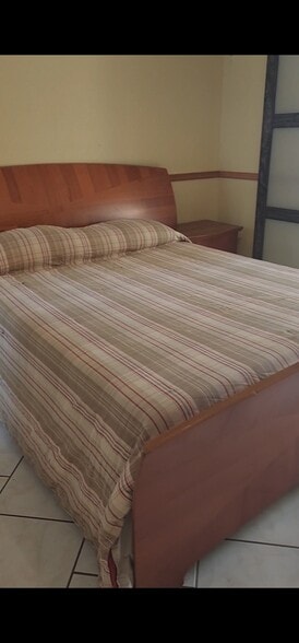 Building Photo - 122 Sugar Creek Rd