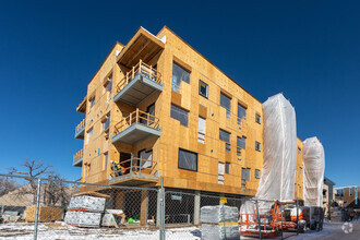 Building Photo - Meredith House