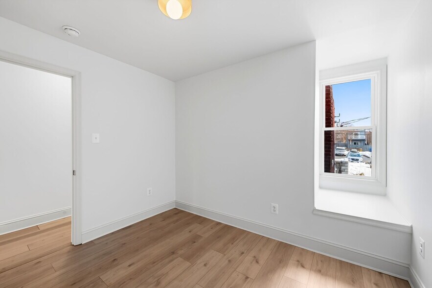 Building Photo - 3539 Roland Ave