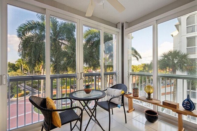 Building Photo - 4112 W Palm Aire Dr