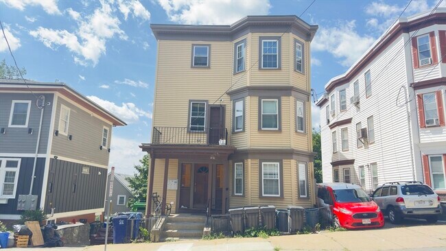 Building Photo - 66 Franklin Ave