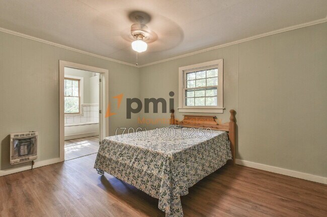 Building Photo - 266 Glenridge Dr
