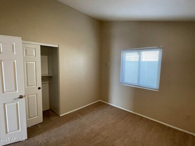 Building Photo - 4137 E Nighthawk Wy