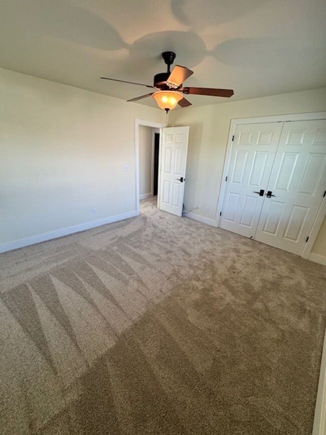 Building Photo - $500 Move in Special with signed lease by 12/15/2025 ~ Upscale Modern 4 Bed | 2.5 Bath – Yard Mai...