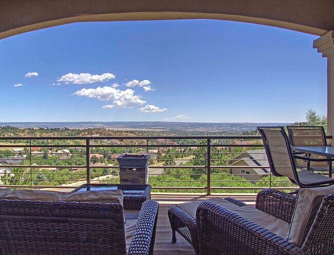 Building Photo - 7975 Ruststone Ct
