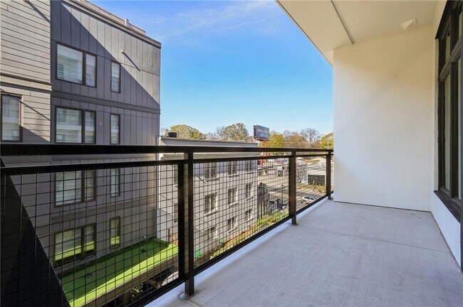 Building Photo - 567 Ponce De Leon Ave NE