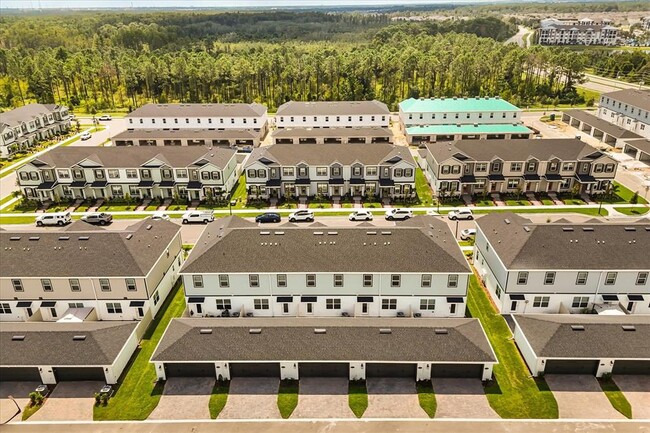 Building Photo - 15351 Burgtheater Dr