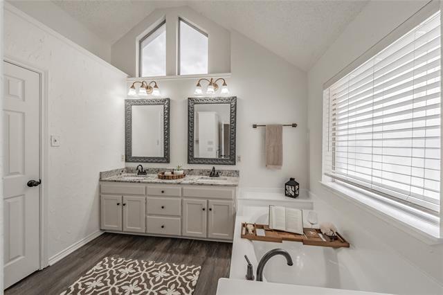 Building Photo - 308 Creekside Dr