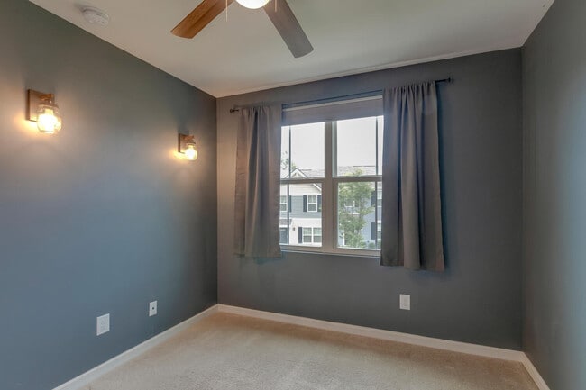 Building Photo - 2935 Winterberry Dr