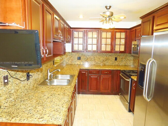 Building Photo - 8567 SW 115th Pl