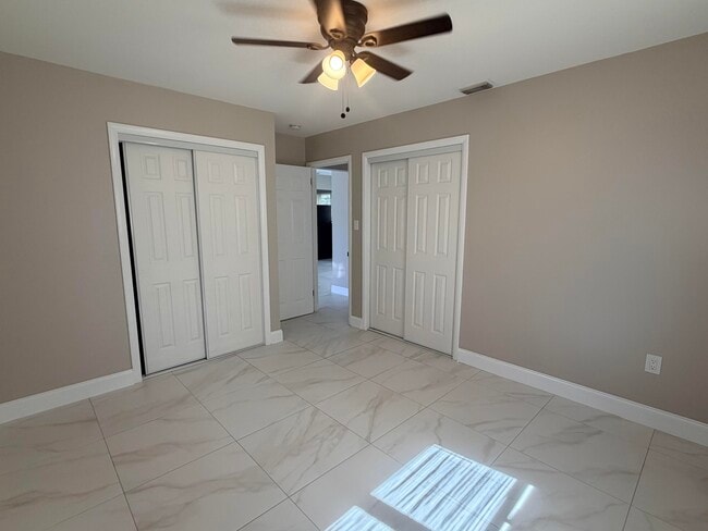 Building Photo - 6036 Westover Rd