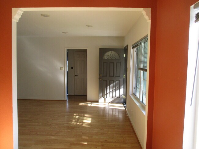 Building Photo - 18649 Chase St