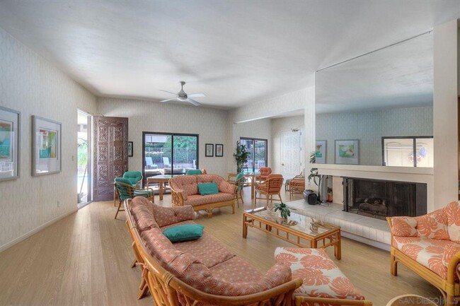 Building Photo - Live at Le Rondelet - Two Bedrooms and Views!