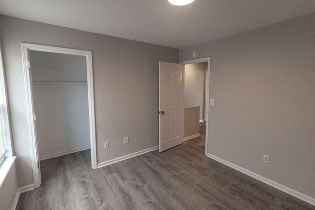 Building Photo - 4305 Derby Ridge Dr