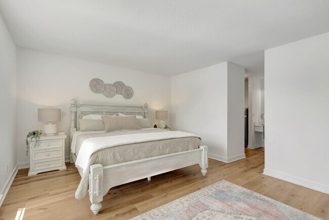 Building Photo - 334 Brackenwood Cir