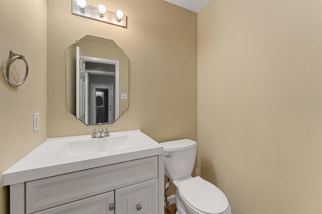 Building Photo - 6326 Nullarbor Ct