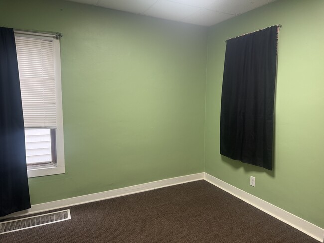 Building Photo - Rental House